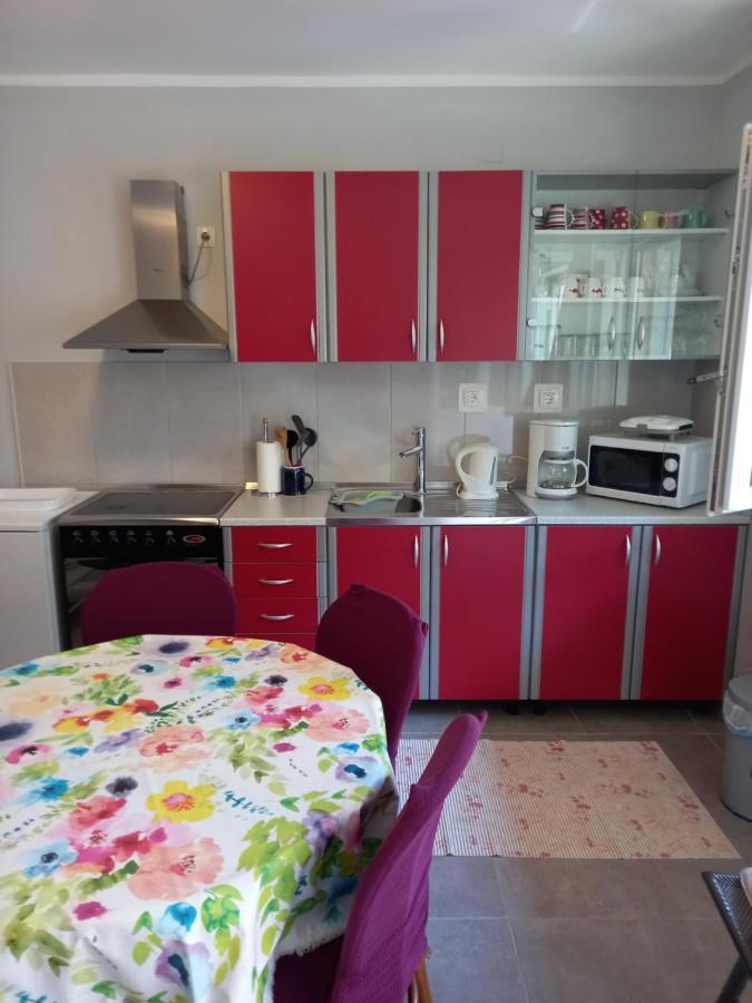 Apartments Sunag Шибеник Екстер'єр фото