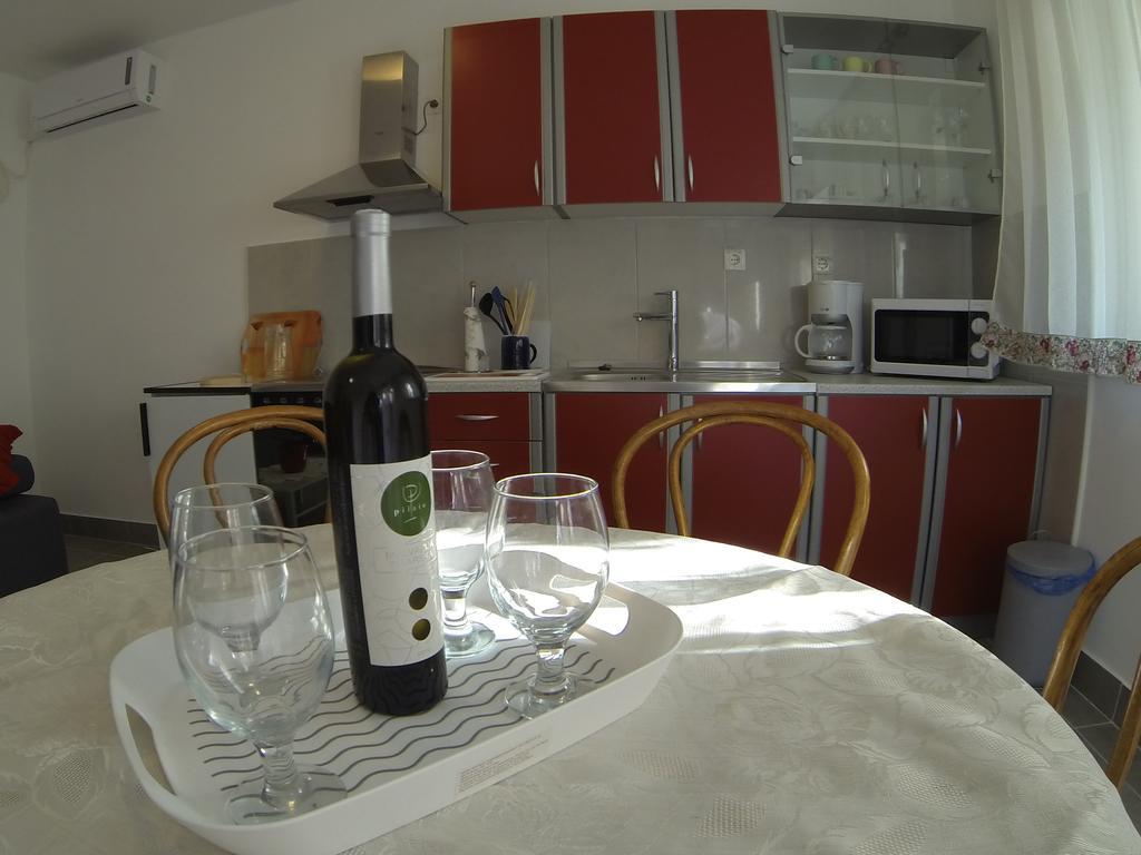 Apartments Sunag Шибеник Екстер'єр фото